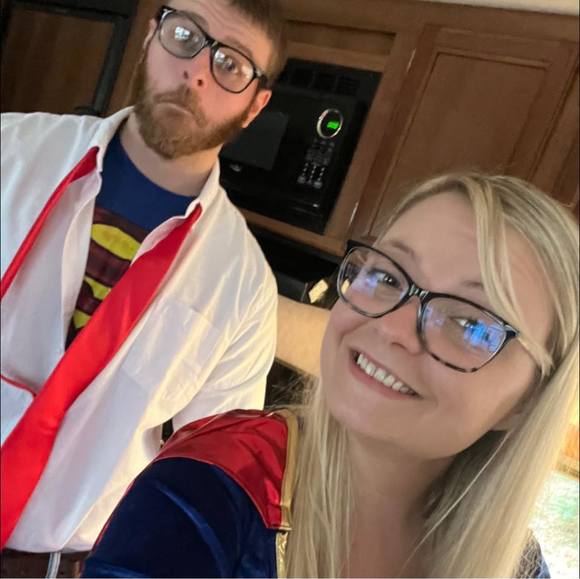 Meet your Posher, Danyelle - Picture 1 of 1